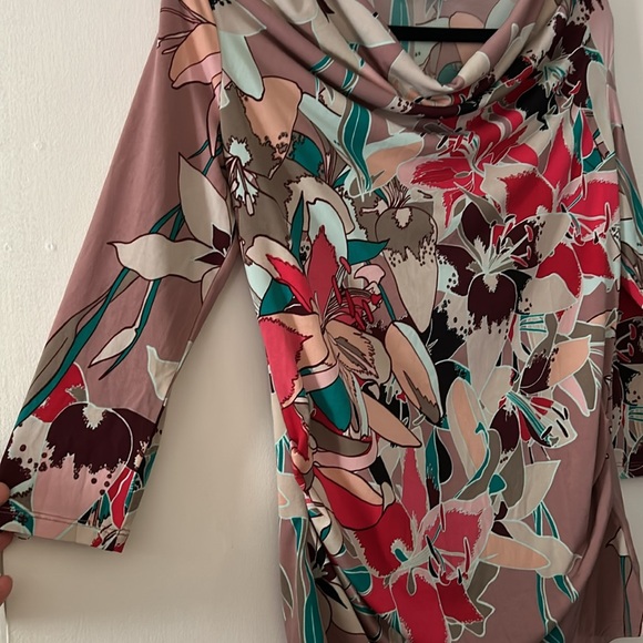 Cow-neck top - Picture 6 of 6